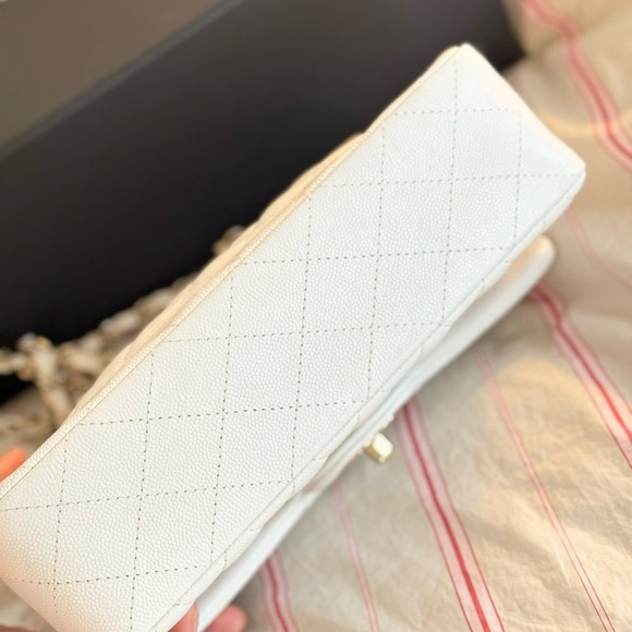 S O L D 💕 Chanel cavial small white - Picture 10 of 13